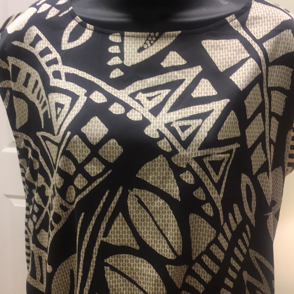 Ruby Rd. Ladies pullover top. - Picture 3 of 9